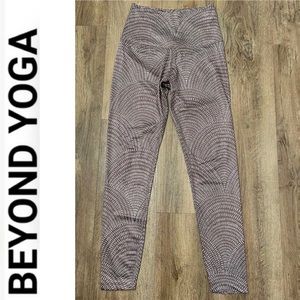 Beyond Yoga Lux Etched Fans High Rise Leggings